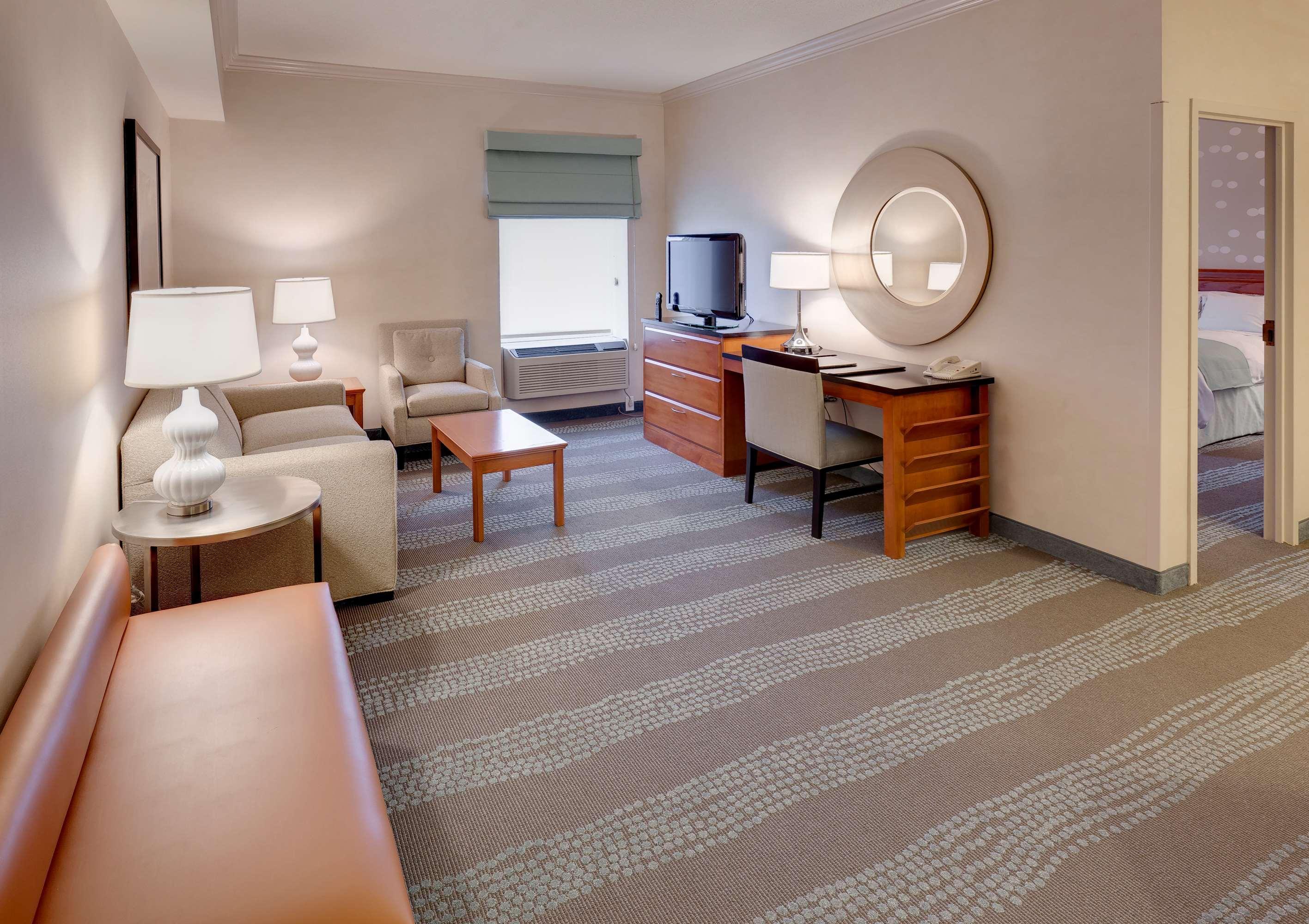 Niagara Fallsview Hotel & Suites Room photo
