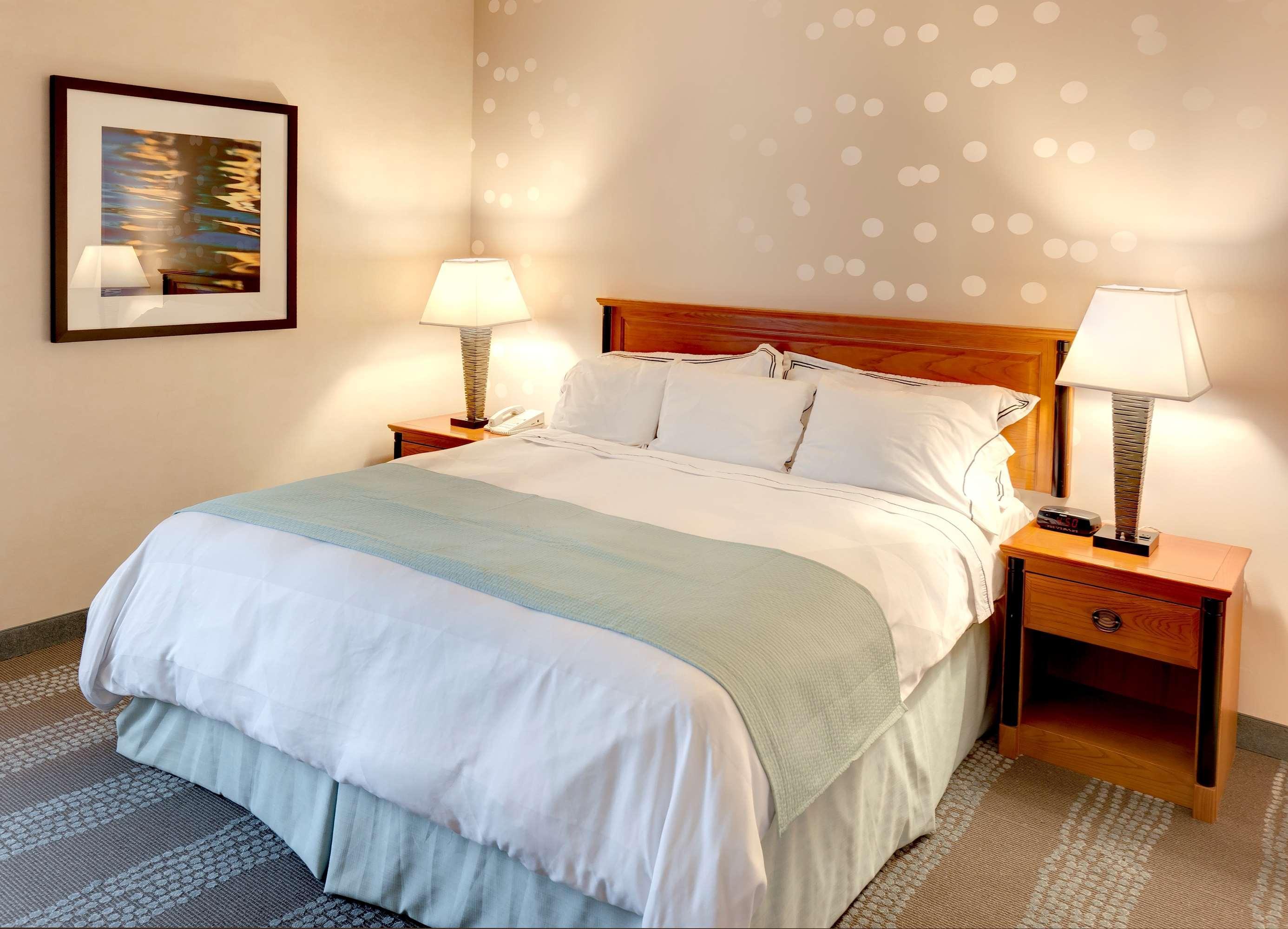 Niagara Fallsview Hotel & Suites Room photo